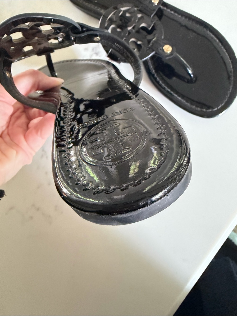 Tory Burch Miller 8.5 - Picture 4 of 7